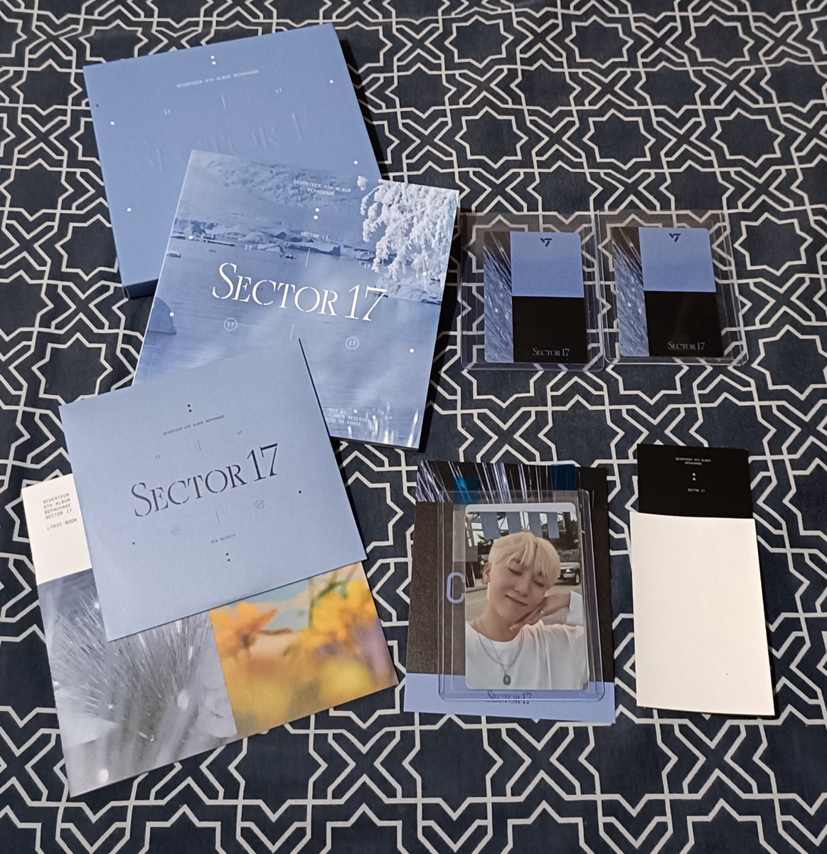 elibapbuys's tweet photo. โ #elixpends | #HDKHFeedbacks
hello ate dee and admin j @hadeukerihey! sector 17 albums came home safely to my friends and i! packed safe and napauwi ang prios (except kay wonu, ang ilap mo talaga ๐ฅน)! see you ulit sa next svt budol! we appreciate you, always ๐ฅฐ๐ซถ๐ป https://t.co/WQUifxoMrI