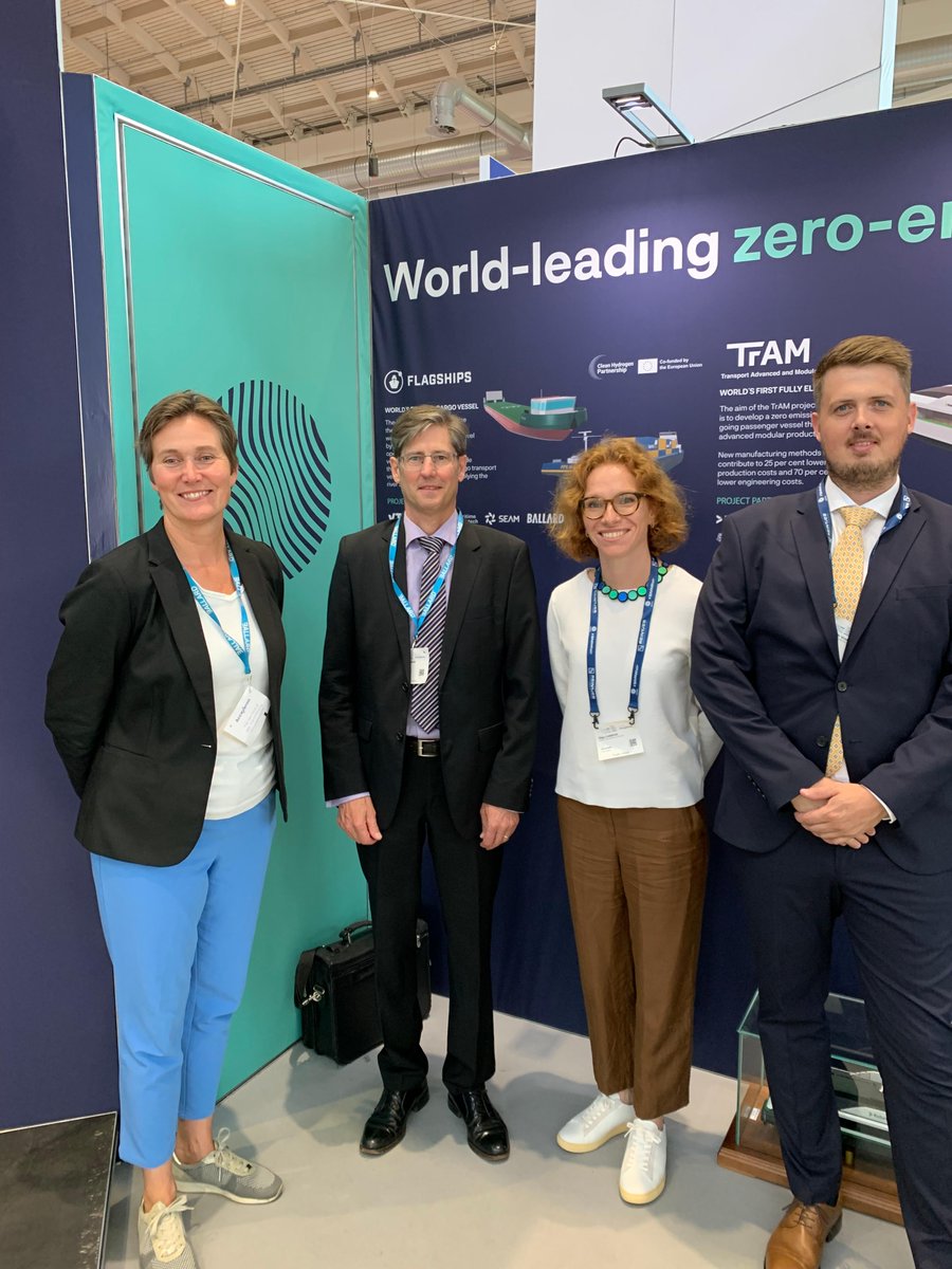 BallardPwr's tweet photo. #zeroemission #marine power 🚢
Kristina Fløche Juelsgaard took the NCE Maritime CleanTech stage today presenting the Flagships Project at the second day of the #SMMfair in Hamburg
https://t.co/FHCFbyEx5p #poweredbyBallard #hydrogen #fuelcells #shipping #maritime #cleanvessels https://t.co/HaMSqvGOfr