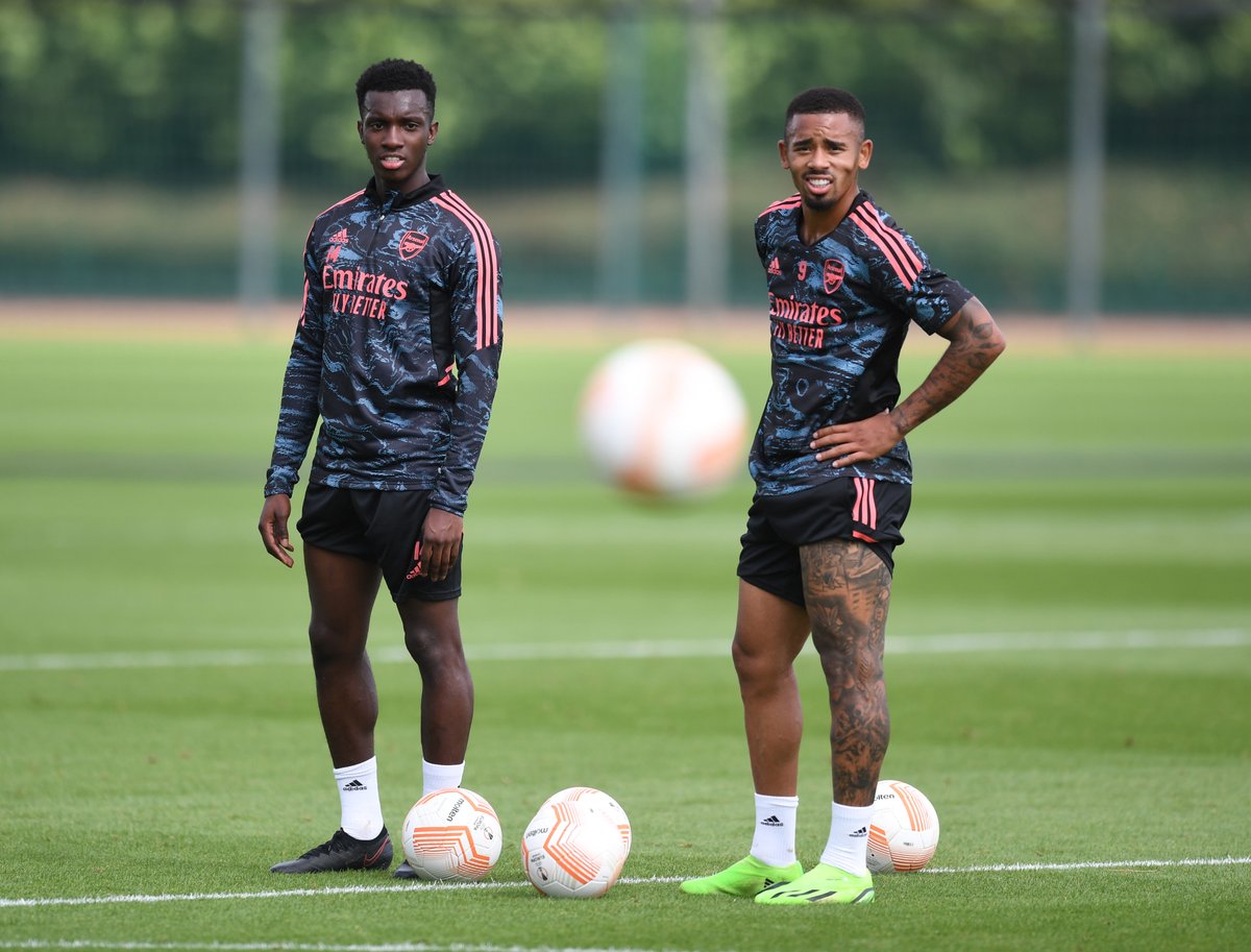 Arsenal's tweet photo. 💥 EN14 x GJ9 💥

@eddienketiah9 🤝 @gabrieljesus9 https://t.co/VVuhBZ2tdp