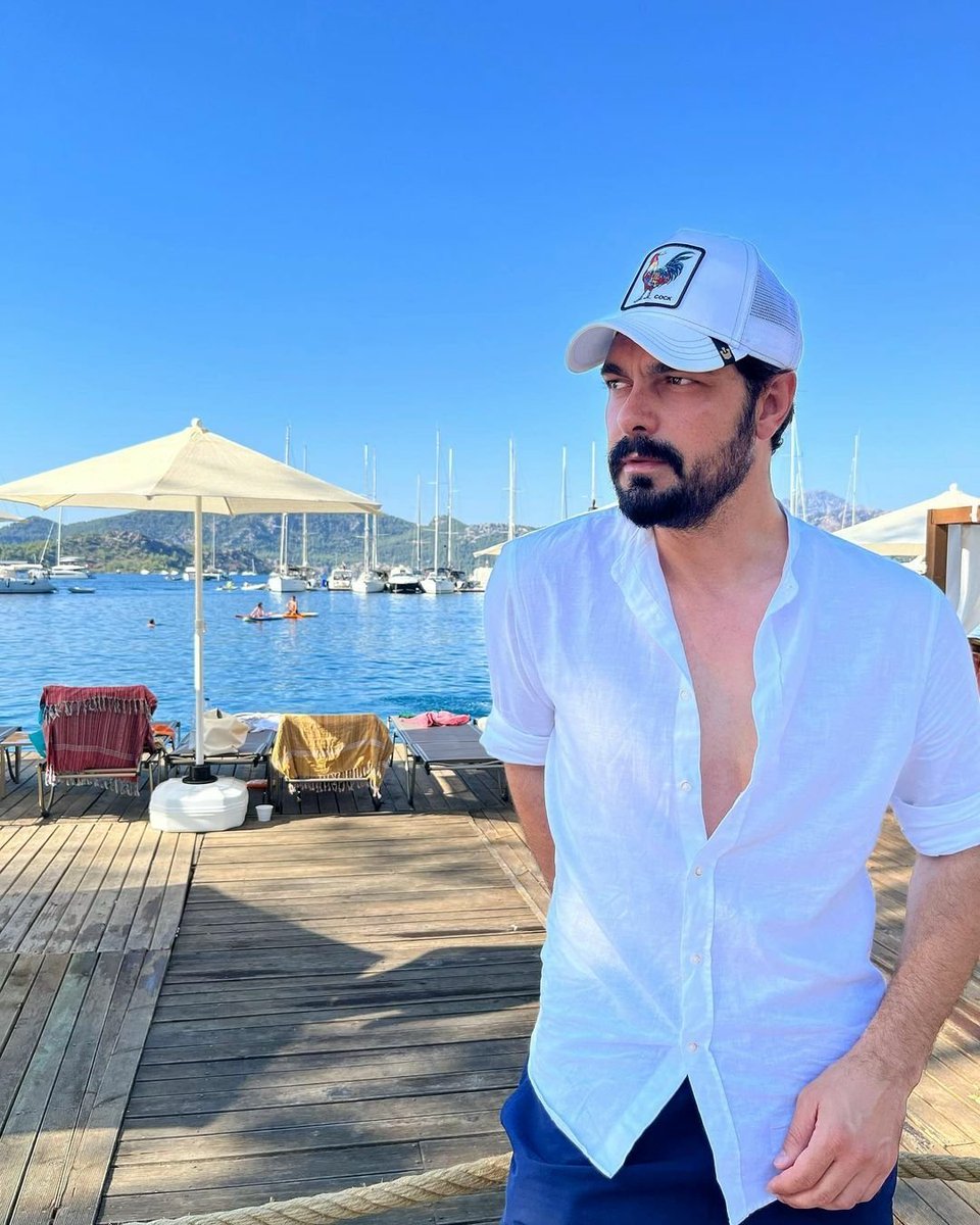 jijo_queen's tweet photo. @SeriesTurcasMex #HalilİbrahimCeyhan 😍😍 https://t.co/Y9jBwIeHXC