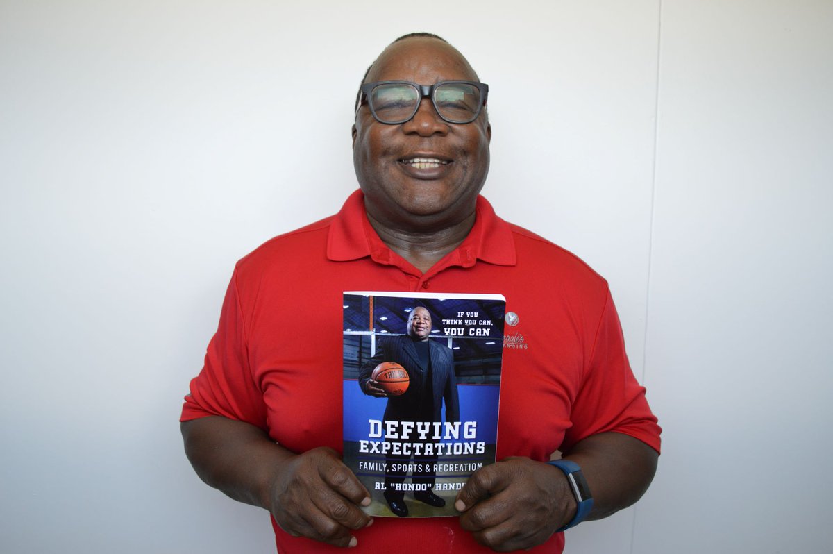 A new book details Al “Hondo” Handy's time in #ocmd 
mdcoastdispatch.com/2022/09/07/han…