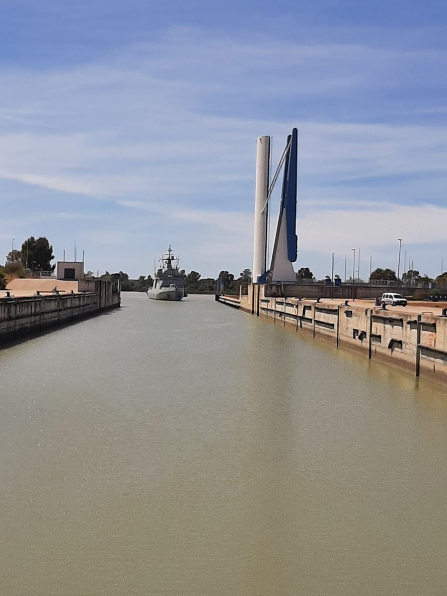 LuisILSM's tweet photo. Llega a Sevilla el BAM AUDAZ https://t.co/sGB84fBAwc