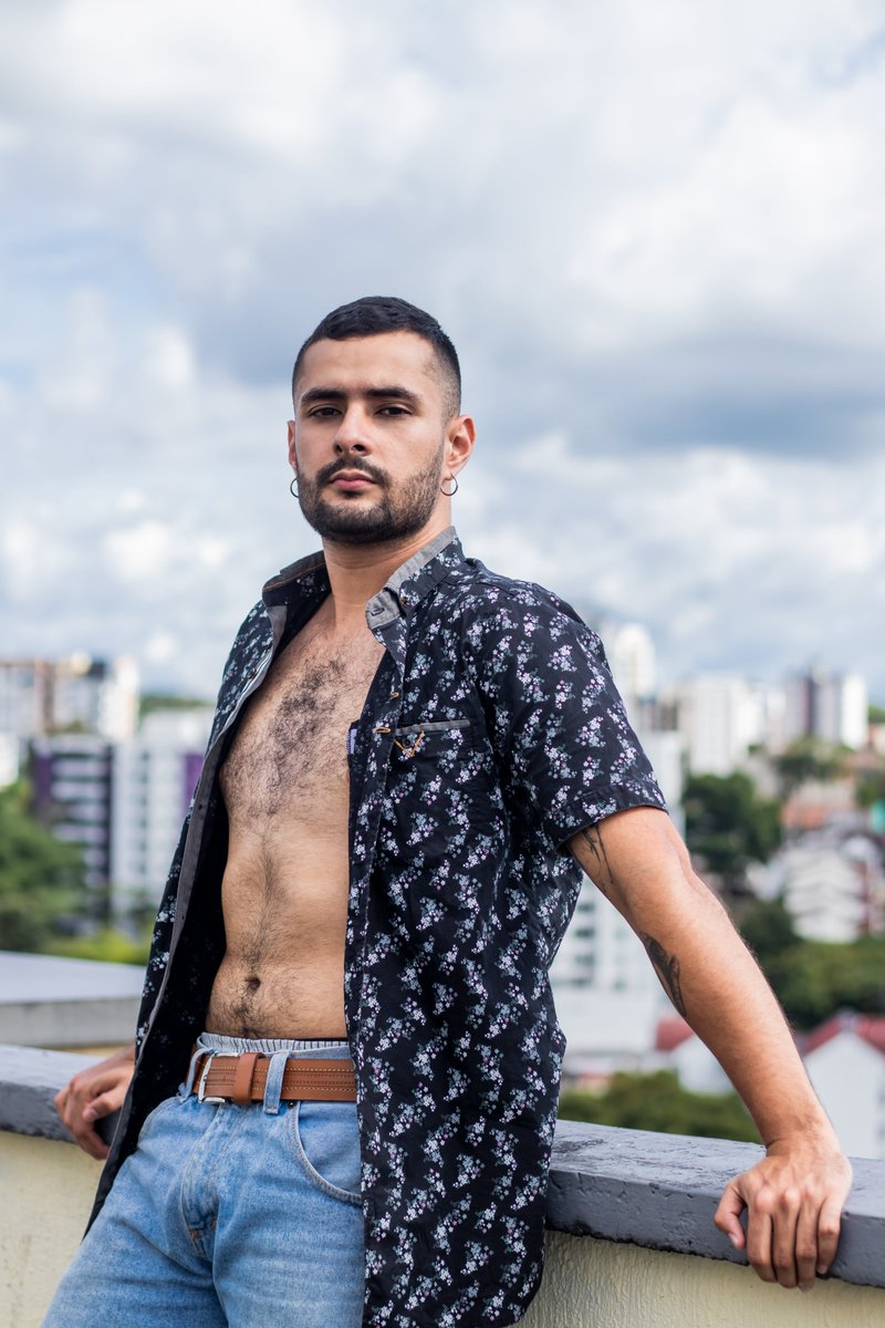 Noah_Knight1's tweet photo. Hey Guys! now LIVE on @Stripchat. Come to play with me! 😈
 👉 https://t.co/ecPi5YQoyh 

#stripmenow #stripchat #stripchatlive #latin #sexcam #camboy #colombian #hairyleggs #hairychest #hairyass #beard #bear #daddy #top #dirtytalk #cumshow #feet #ass #armpits #sex #love #fun https://t.co/f1rMTD07mB