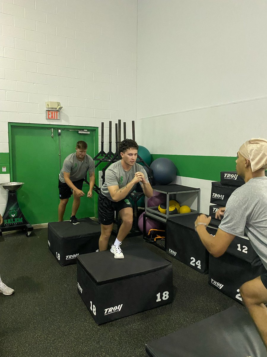 Lift #2💪
<a href="/AlexHarper22/">Alex Harper</a> 
<a href="/BSitarenios/">ben sitarenios</a>