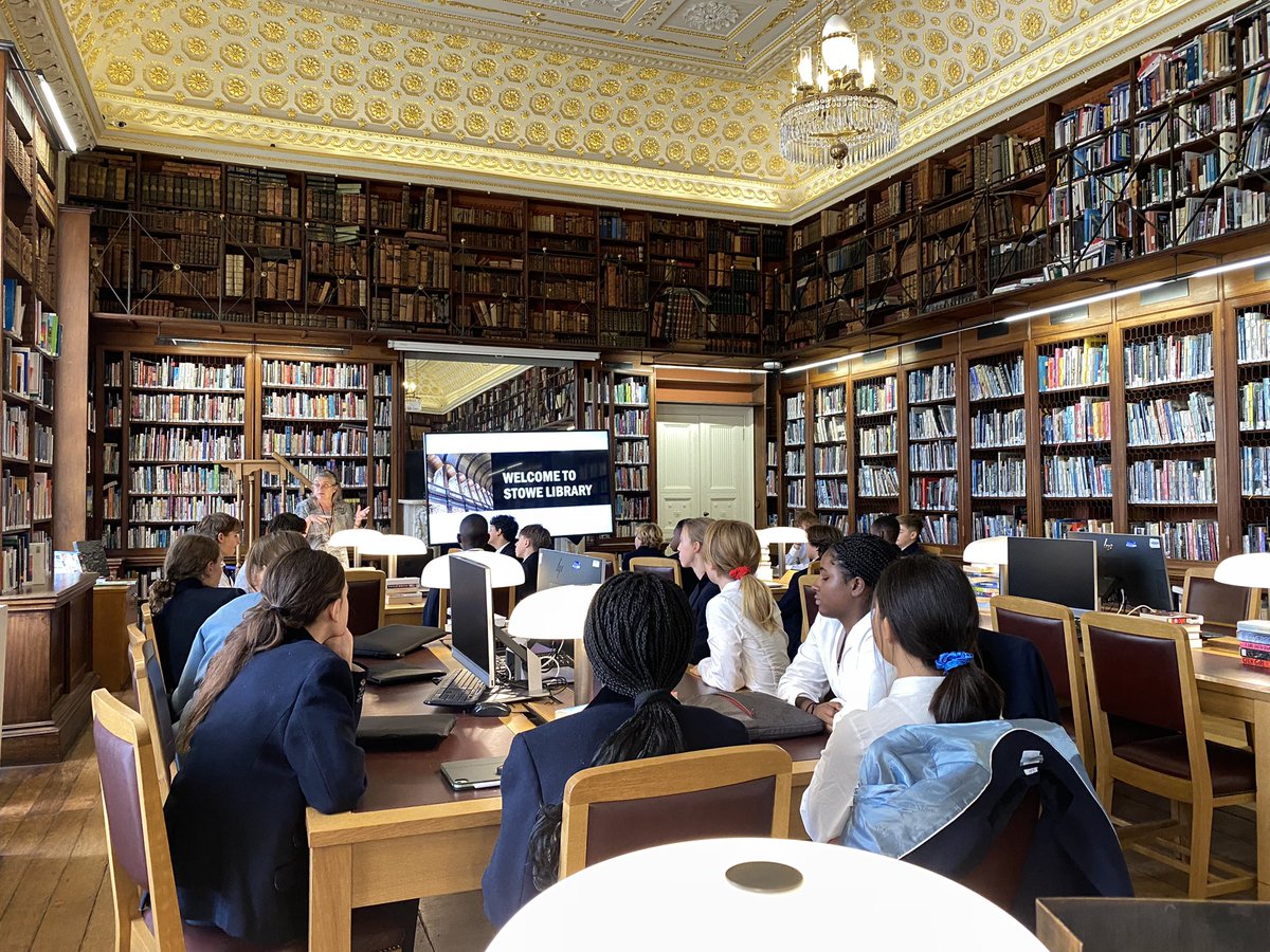 LibraryStowe's tweet photo. Welcome to all new Third formers to Stowe school @stowemail Today we have 7 sessions introducing students to the importance of reading, The Stowe Reading Colours and how to use the library. 📚📖🎉 https://t.co/WYefHKSrdf