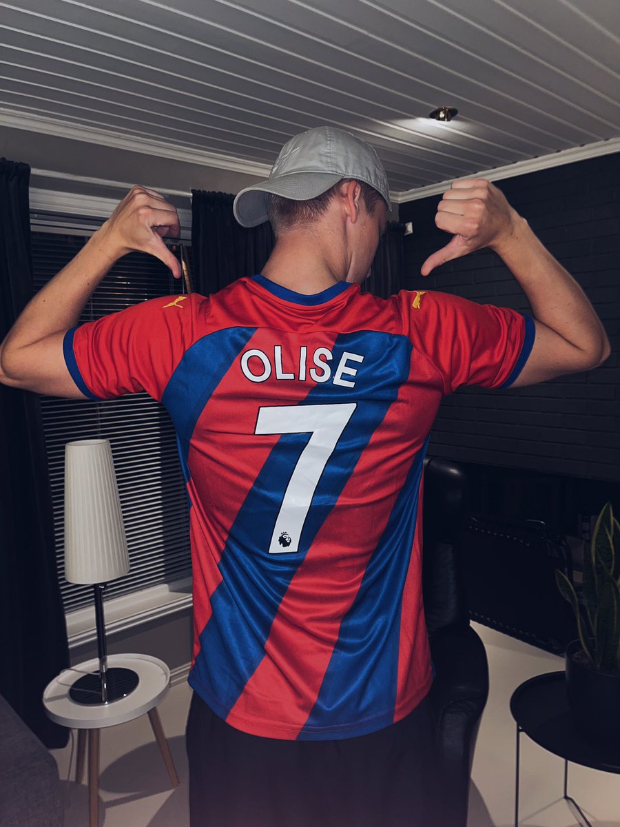 Tordskr's tweet photo. Finally❤️💙 A kit i’ve been dreaming of for a long time. A dream comes true. @MichaelOlise10 @CPFC #playeredition #Olise7 https://t.co/aLGVtZefNZ