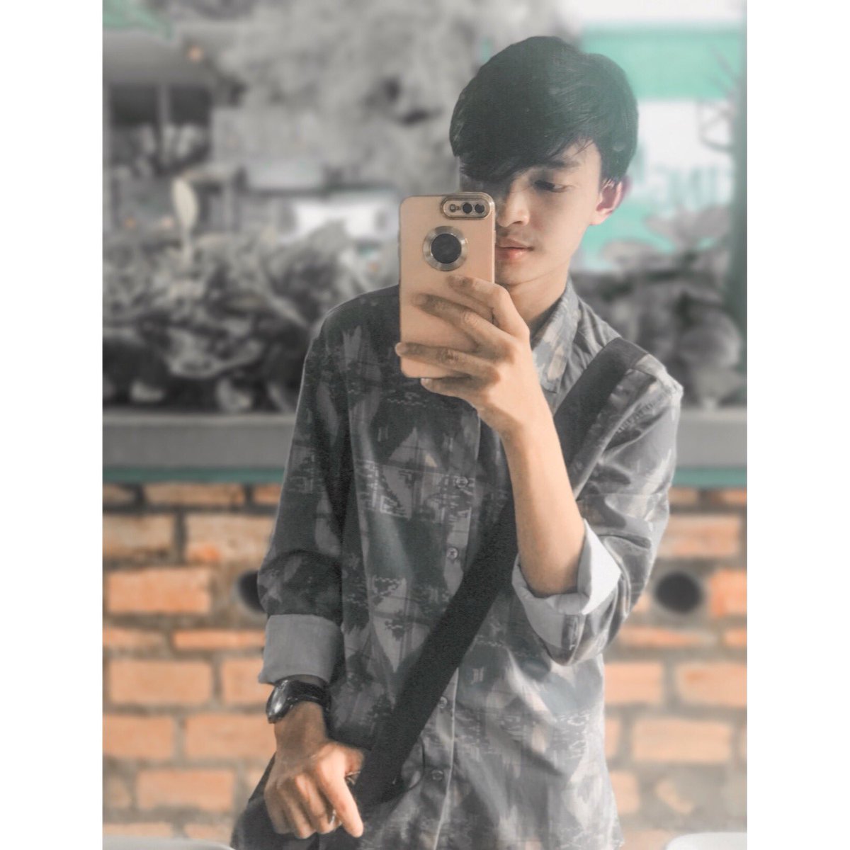 Pozz Høür tweet media