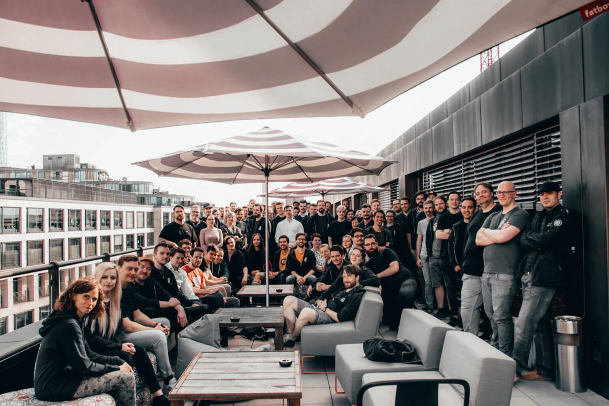 Mit Atlas Fallen wurde auf der <a href="/gamescom/">gamescom</a> ONL das nächste Projekt vom Frankfurter <a href="/Deck13_de/">Deck13 | Atlas Fallen: Reign of Sand - OUT NOW!</a> enthüllt. Im Interview mit @janklose spricht der Managing Director über den Weg &amp; die Erfolge des Studios, das aus der 🇩🇪 Gameslandschaft nicht wegzudenken ist.
beta.gamesmarkt.de/details/474776