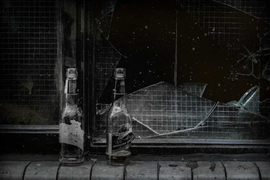 john_f_leonard's tweet photo. It's #WastelandWednesday ...when the whisky, rye and everything else runs dry : )
#apocalyptic · #postapocalyptic https://t.co/jhhi8YhbO3