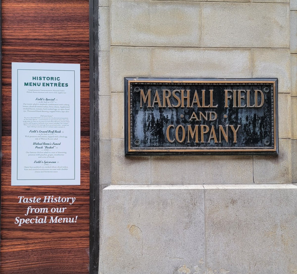 seaninwindycity's tweet photo. Come celebrate @Macys #WalnutRoom 115 #anniversary in #Chicago at the iconic #StateStreet location. Limited edition menu offerings as a throwback to some of #MarshallFields fans favorites over the years. https://t.co/C4zzUswpon