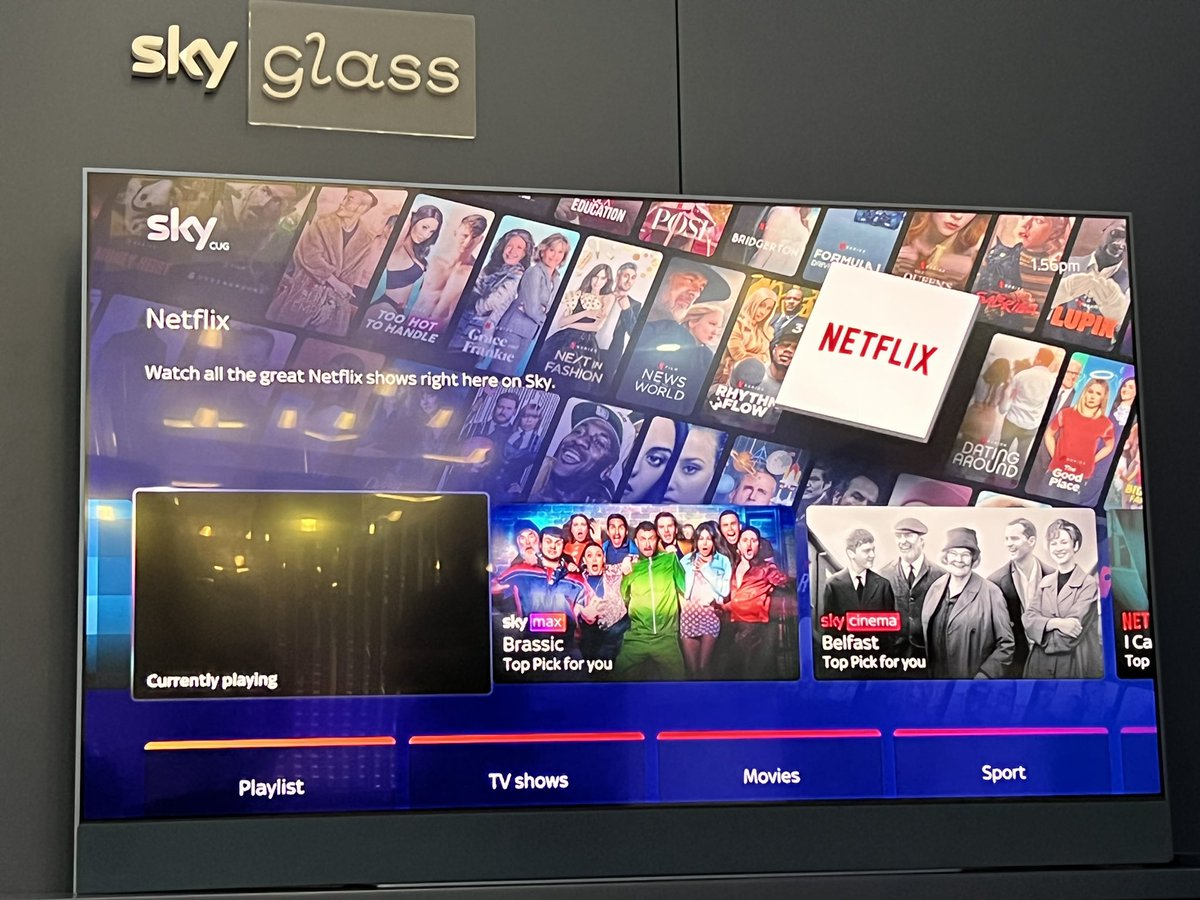 maria_aguete's tweet photo. 1 in 7 TVs sold in the U.K. is a @SkyUK Glass TV. Designed and made by #Sky. Looks good! ππ#skyglass
#SkyTechSummit #london https://t.co/2vL57iyKVb