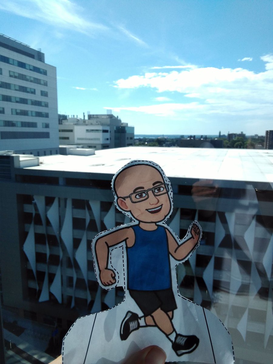 mcherneva's tweet photo. @WorkingatUB Pete-moji is back at the Downtown campus https://t.co/KpkaS4mkdD
