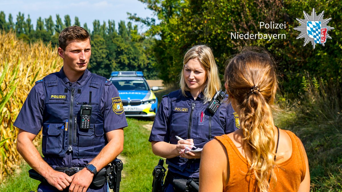 polizeiNB's tweet image. Am Dienstag haben wir bei #Straubing nach Giftködern und getöteten Greifvögeln gesucht. Hintergrund der Absuche: Eine Reihe illegaler Greifvögeltötungen mit dem Kontaktgift #Carbofuran im vergangenen Jahr.

Das Ergebnis der Aktion und weitere Infos hier👇
polizei.bayern.de/aktuelles/pres…