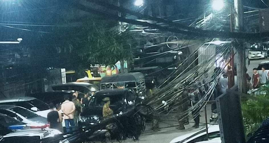 cassiakhin's tweet photo. A lot of youths were abducted by military troops after auditing the overnight guest list in Maggie street, Tarmwe tsp lay night, according to the residents.  #2022Sept7Coup #UN_ProveYourExistence4Justice #WhatsHappeningInMyanmar https://t.co/bMRkI218Us
