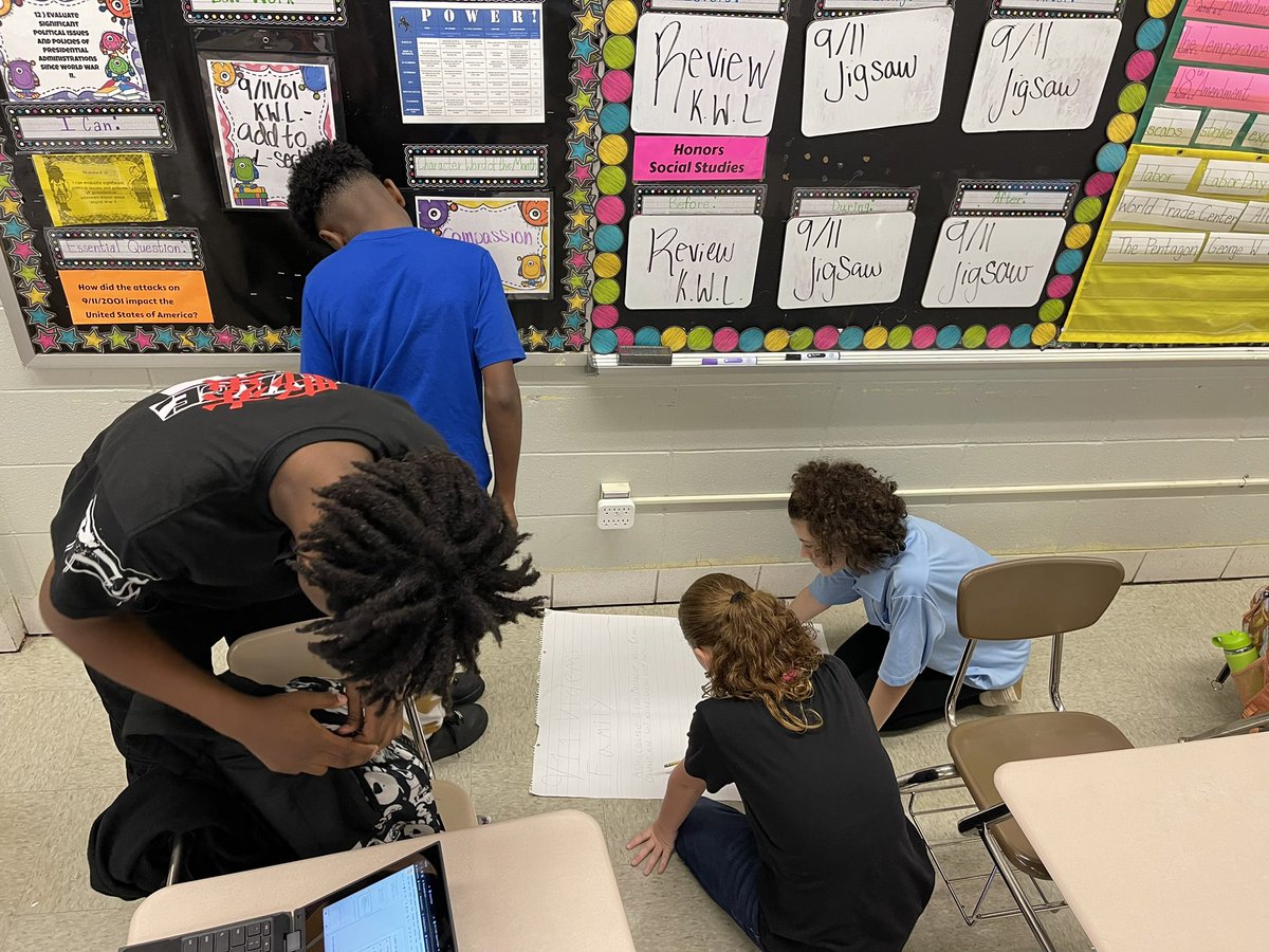 HoorayMsJay's tweet photo. Jigsaw lessons are a great way for students to learn and teach others about how the attacks on 9/11/2001 impacted different groups of people! #chapmanstrong @HSVk12 https://t.co/VNttmq11Up