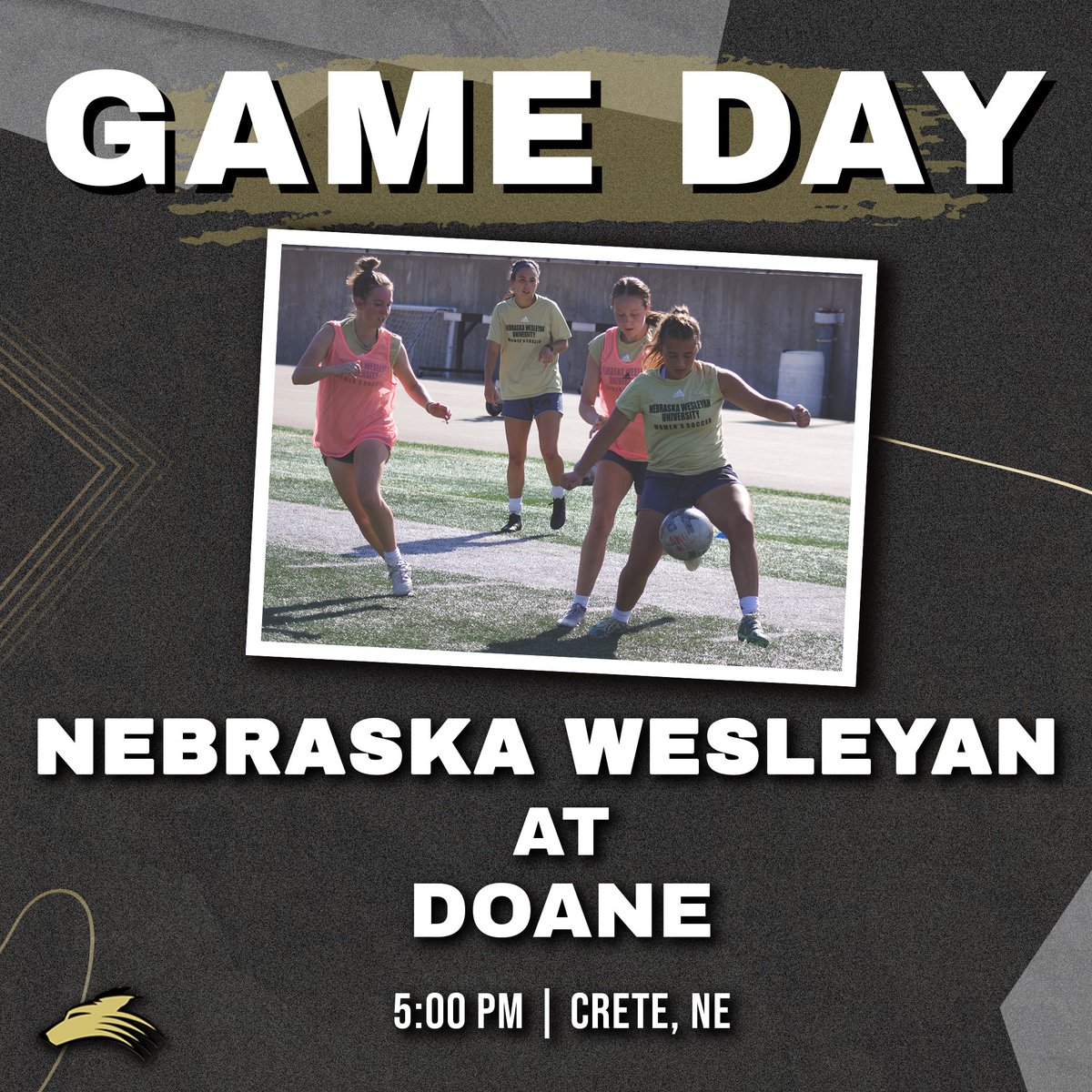 What a beautiful day for soccer!  Hope you have the chance to travel just down the road for the game this afternoon! 🤘🐺