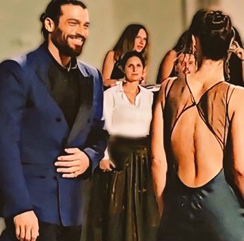 SEPTEMBER is Here. The premiere month of this series VOILA COMELLMARE  that we've been waiting for long TIME &amp; for the beginning of the celebrations A film festival in Venice And as expected YOU Stole the Event totally .Winner in all aspects.CAN UR on theright Track TOACHIEVEMORE