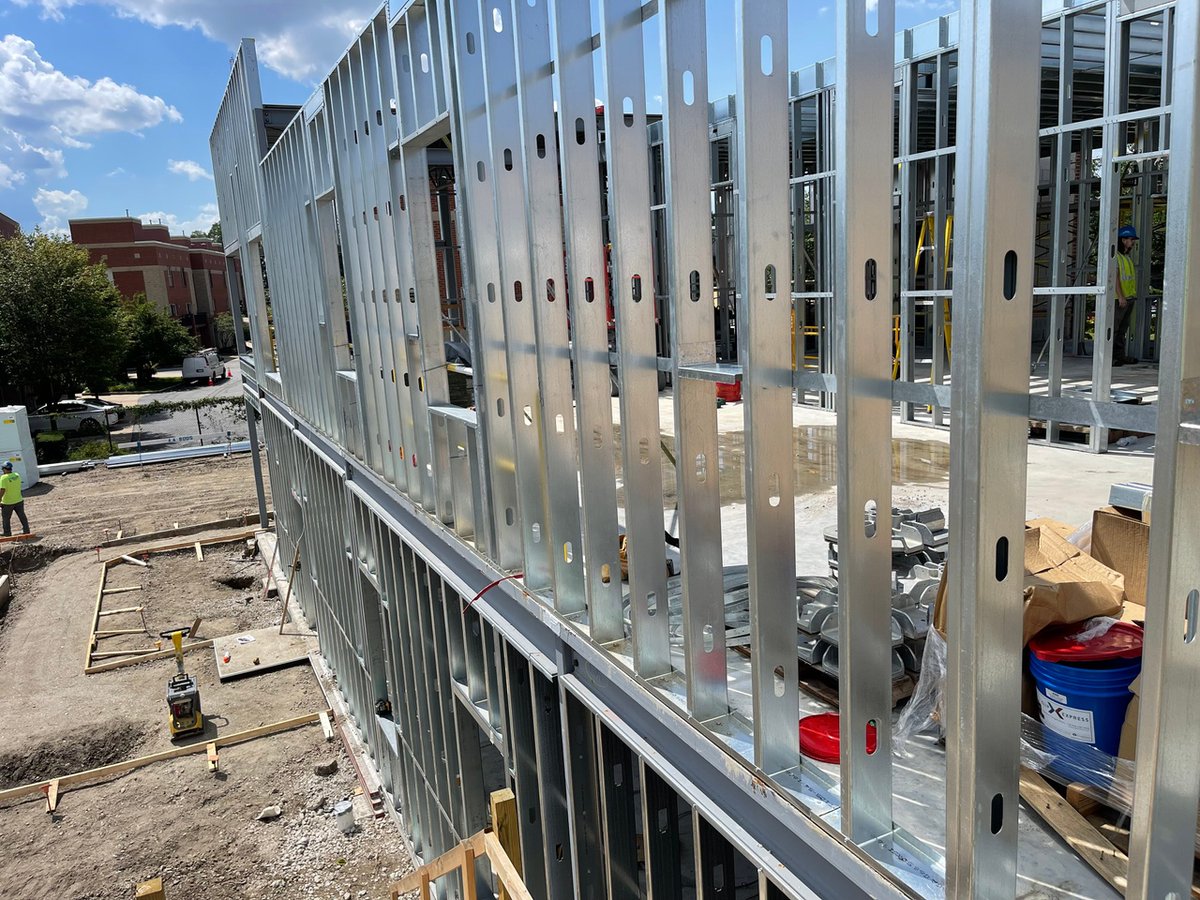 OCP_Contractors's tweet photo. Toledo Federation of Teachers
Toledo, OH
OCP Scope of Work: Metal studs, drywall, Insulation, OSB, sheathing, Plywood roof sheathing, Tyvek
#OCPContractors #DefiningTheSkyline https://t.co/4OeMIAuGBY