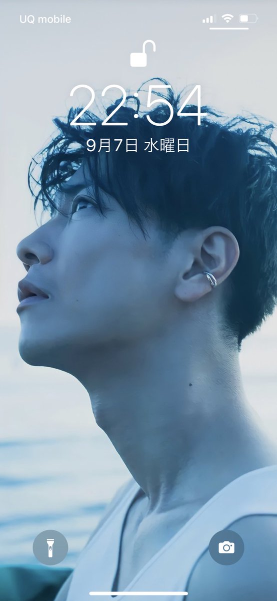 masami_0809's tweet image. ロック画面とホーム画面は
こちらに変更✨
美しい健さん✨
見つめられてます︎ ︎☺︎
#佐藤健 #佐藤健カレンダー2023
