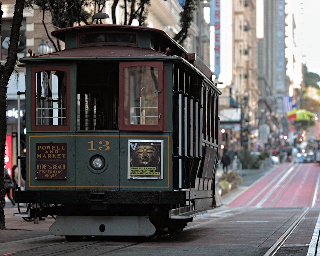 yoeltaomas's tweet photo. №1 Coliseum OAK 
№2 Powell St SF
№3 Powell St SF
№4 Castro SFO https://t.co/UHR5iO9Q5s