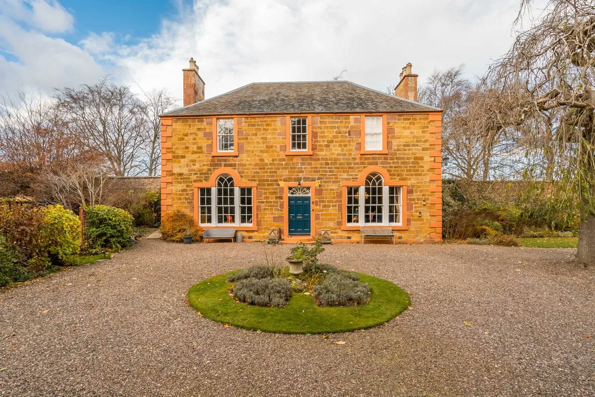 EllisonsProperT's tweet image. 🏡✅ “We approached Ellisons after being let down by others on several previous sales. Their level of service and integrity were impressive, negotiating an off-market purchase and dealing with the minefield that is the conveyancing process...” ellisonsproperty.com/project/tyneba…