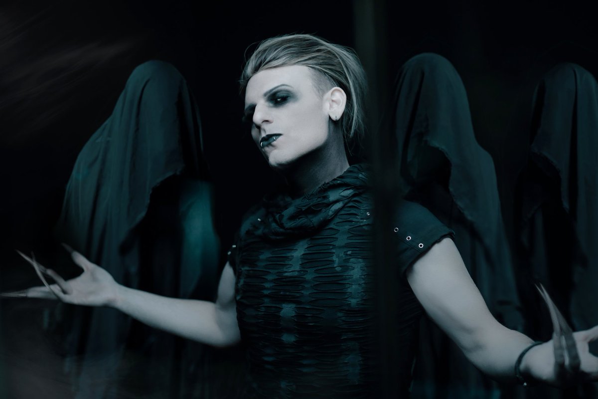 LudoTechnique's tweet photo. 🔥Are you excited for our new album coming out Sept 23rd?🕸 Want an Autographed copy? 🕸 

🕷Click here 👇to get yours🔥🔥
https://t.co/CWobWxXFzl https://t.co/hShT3nhNgq