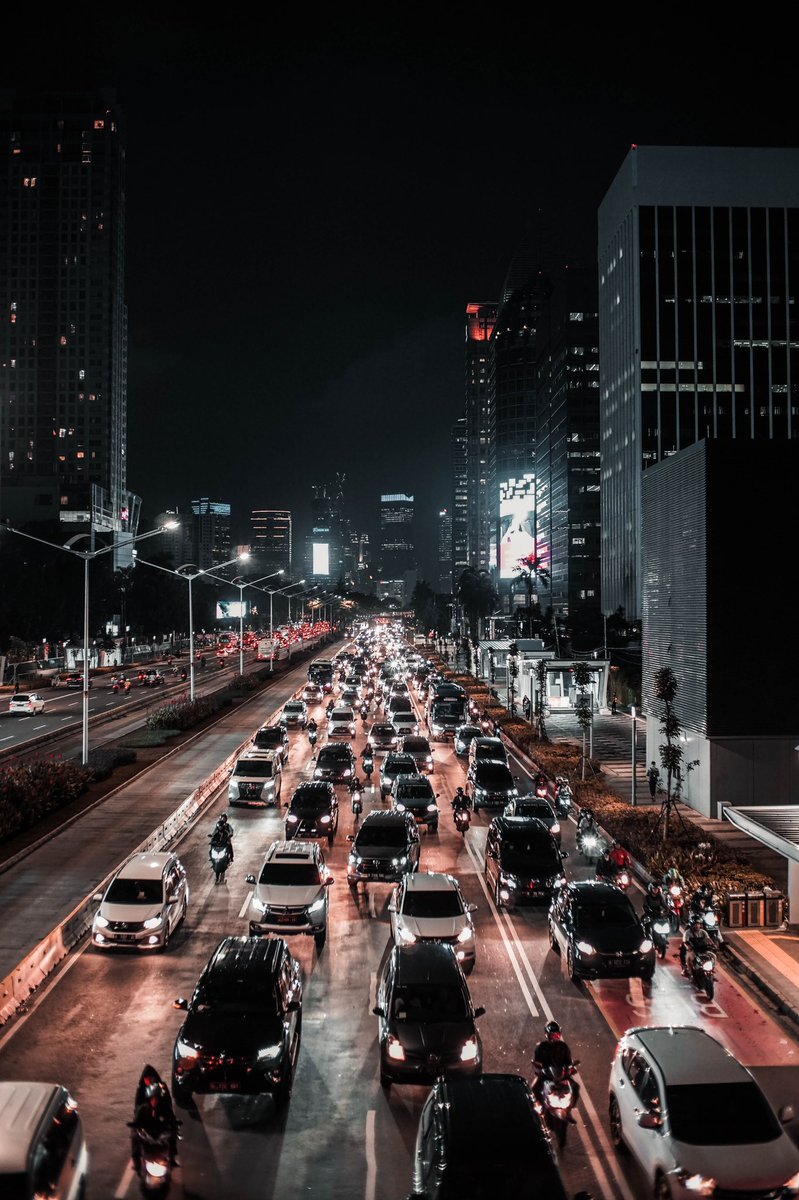 Traffic is easily one of the worst parts about driving a car. It wastes your time, causes you excess stress and pollutes the air you breathe. One of the best ways to avoid #traffic is to utilize active modes like walking or biking, or try #carpooling to use carpool lanes.