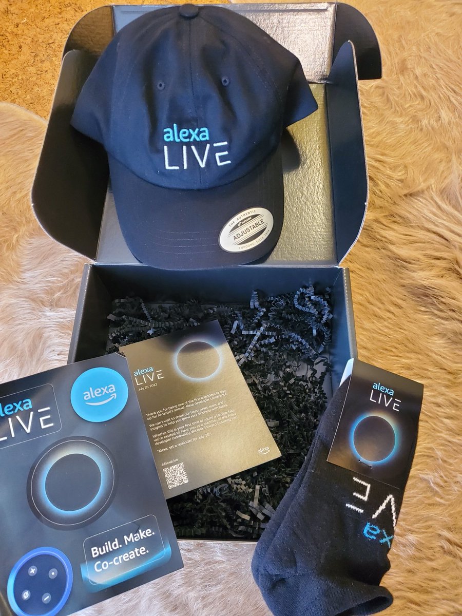 One #AlexaLive over and the next one is just round the corner! Got some nice #swag the other week. 

#AlexaSwaggers #AlexaLive #Alexa #AlexaSkills #AlexaLive2022 #AlexaLive2023