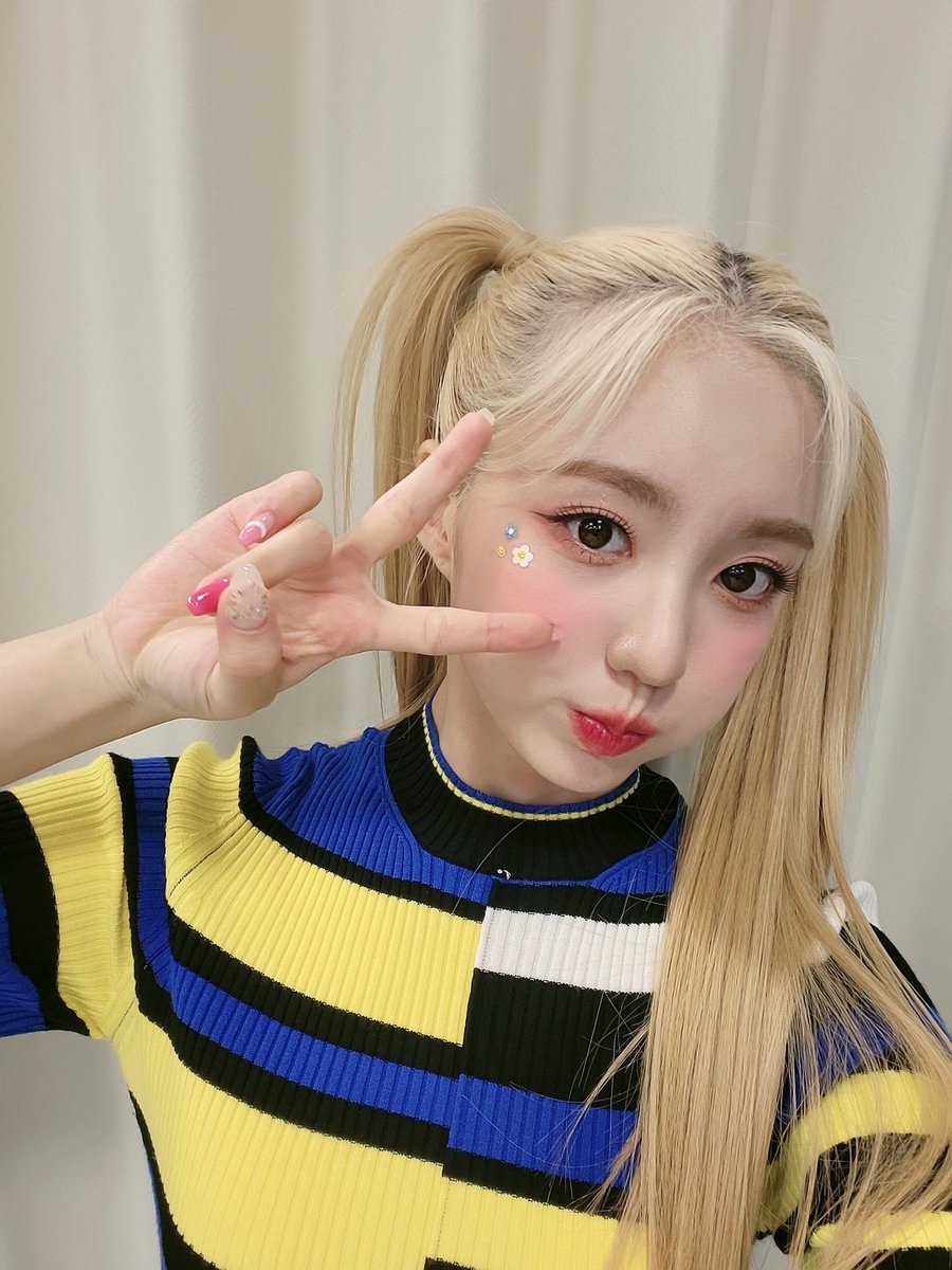 KANGYESEOTH's tweet photo. [🐰] 220907 | Yeseo UNIVERSE Update 

😃วันนี้เป็นวันที่เดบิวต์ที่ญี่ปุ่นค่ะ😃 https://t.co/3HyeuPWHyW