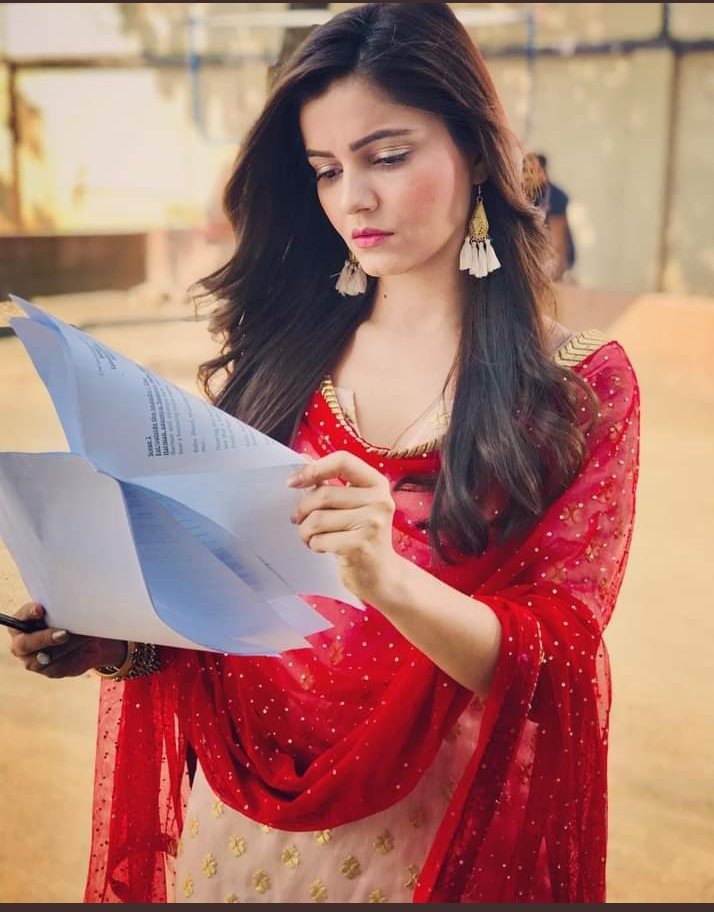 STEBINA4's tweet photo. @VisheshFilms @TheAaryanKartik @basuanurag @ipritamofficial @TSeries @VisheshB7 @sakshib8 #rubinadilaik #KartikAryan #Aashiqui3 #karubi #rubitik https://t.co/WXvDarHMCB