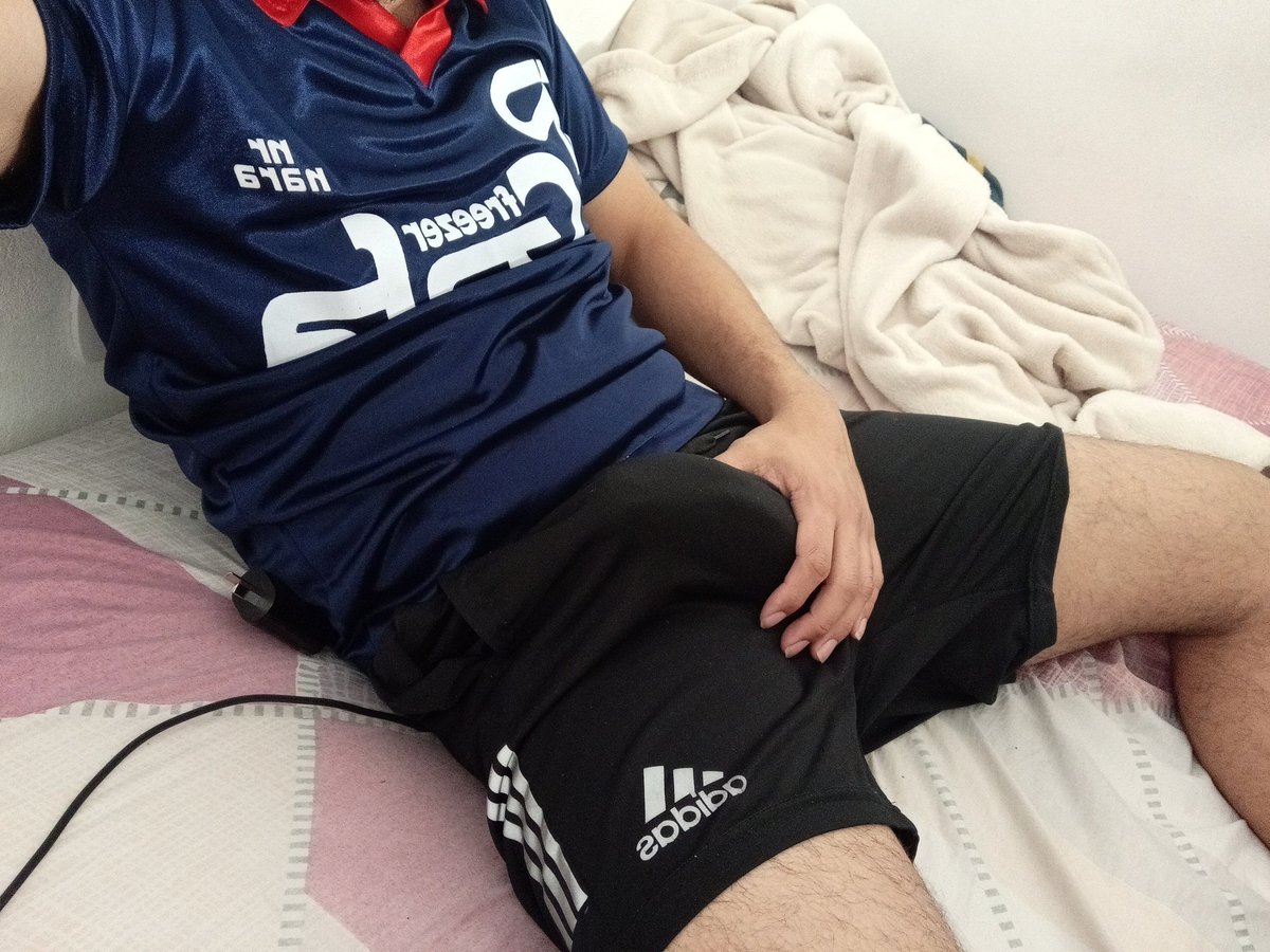 SeniorSuperX's tweet photo. @nylonmansex https://t.co/ju7lI1YgU1