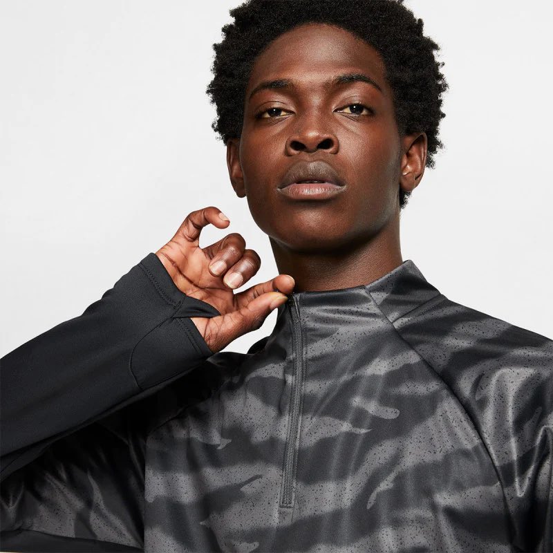 100Ebay's tweet image. £39.99 free uk p&amp;amp;p Men's Nike Therma Shield Strike Football Drill Top BQ5828-010 sportsclothingyorkshire.com/products/mens-… #nike #niketherma #nikeshield #footballjacket #menswear #therma #football #scy