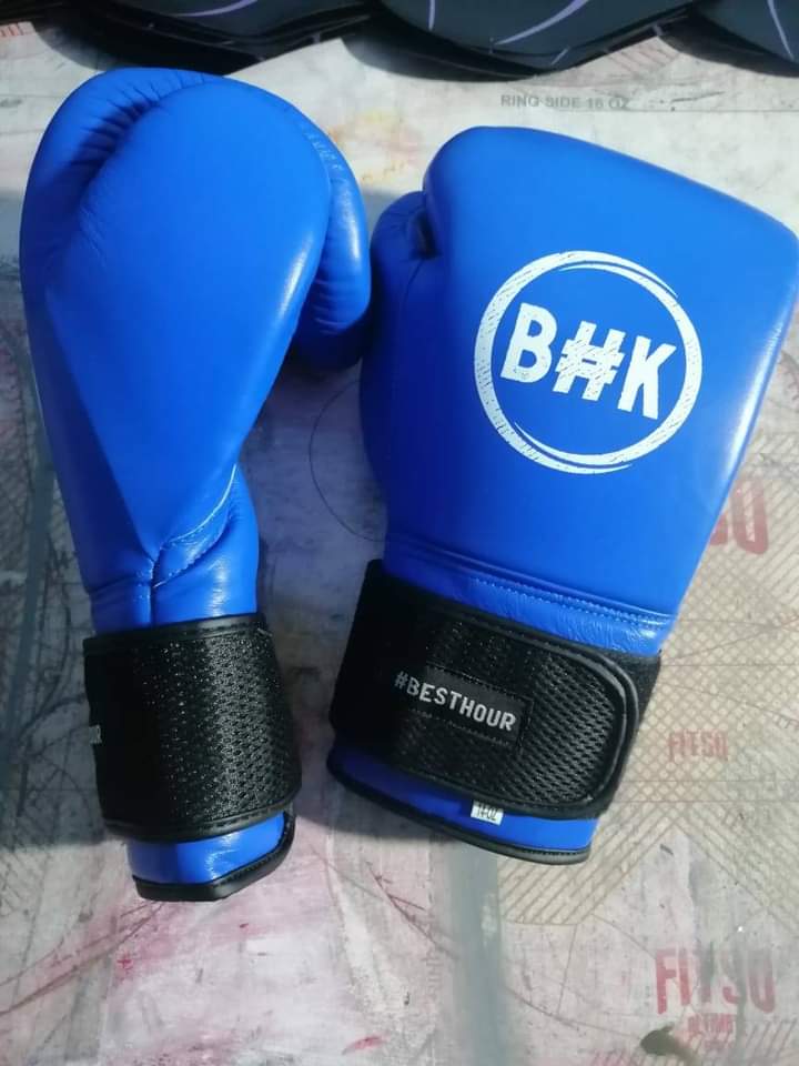 talat_umer's tweet photo. Boxing gloves leather custom made MMA training gloves fight
Size 8oz:12oz:16oz:14oz:10oz
In good leather 
Color custom 
Logo customized
High quality available All colors All colo.... https://t.co/E23sijXjd5