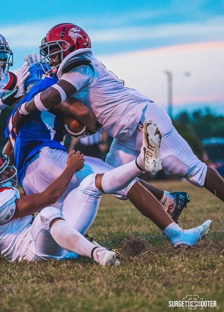 Da0fficial11's tweet photo. Who’s looking for ah c/o 23 studd?  @CoachdjCheetah @willanglin13 @Keith_Scott05 @Coach2Bless @ABFootball @VMI_Football @coachcake2020 @804Varsity @Coach_TWatson https://t.co/LU9JwEpwjg