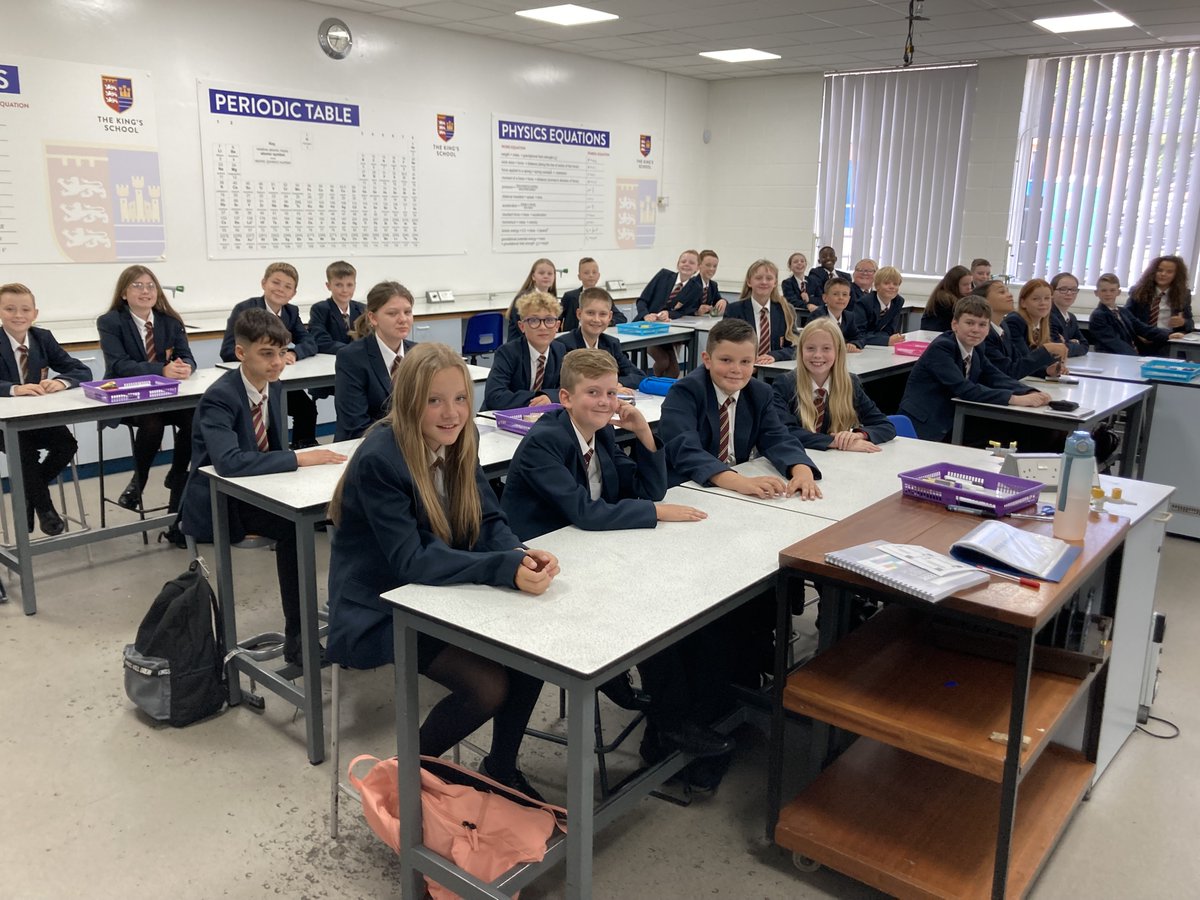 PATKingsSchool's tweet image. Our Year 7 students have had a brilliant first day at King's and so many of them wanted to be "Twitter Stars", so here are some of them enjoying their first Maths, Science and English lessons. ⭐️ #firstdayofhighschool