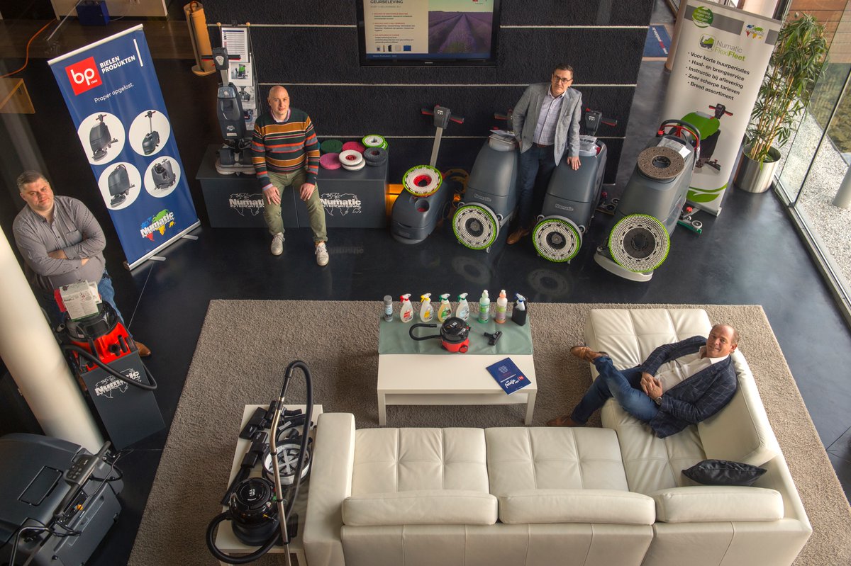 🎉 De nieuwe reeks kmo events gaat van start, en meteen sterk met <a href="/BielenProdukten/">Bielen Produkten</a> in de spotlight!

💡Laat je je graag inspireren? Kom 20 september dan zeker luisteren naar Jacky Jeurissen en Dietert Gielen!

🖊️ Inschrijven? Dat kan op kmofinance.be/agenda

Tot dan! 🎉