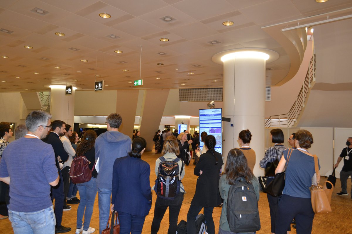 ESP_Pathology's tweet photo. As the #ECP2022Basel is coming to a close, we have the best poster presentations!
The winners will be announced at the closing ceremony!

🧬🧑‍🏫🧑‍🏫🔬🔬 https://t.co/RkAEmRmUHE