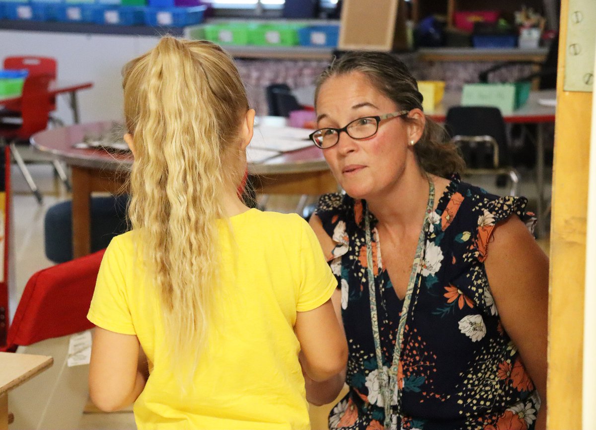 PortByronCSD's tweet photo. Throwing it back to last week's Meet the Teachers event! It was such a pleasure to see so many smiling faces prepared for the start of school! Thanks to all who attended!! 

#GoPanthers https://t.co/da121rwzIk