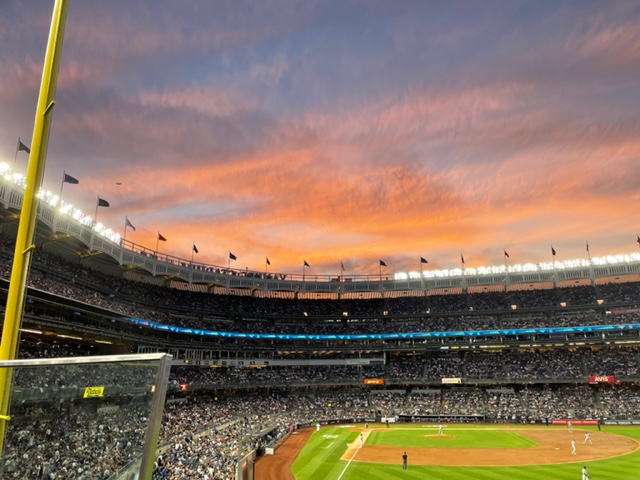 Yankees Stadium at twilight, mid-August #Yankees #BronxBombers #RepBX