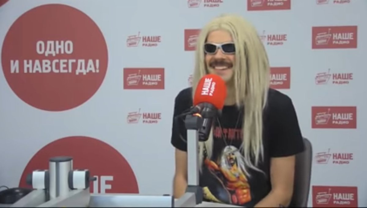 Блять я не могу я так люблю Розу Робота он такой котёночек я хочу его зацеловать и залюбить просто мой любимка боже мой как тебя такого хорошего земля носит—

#розаробот #внутрилапенко