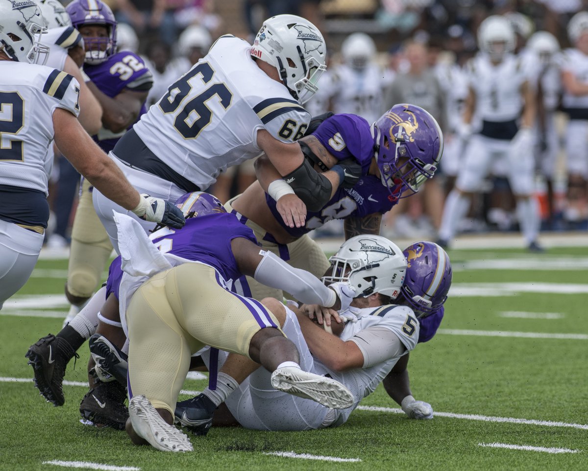 CatamountsFB's tweet photo. Action shots from Saturday against Charleston Southern. ππΈ
We're back on the road Saturday against Georgia Tech at 7:00 pm! #wcu #catamountfootball #LOTE https://t.co/F6jFjz3sPd