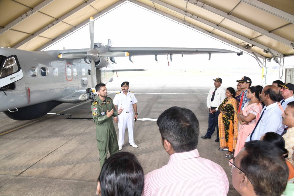A visit of defence Veterans and their family members was conducted at INS Dega y... - Kannada News