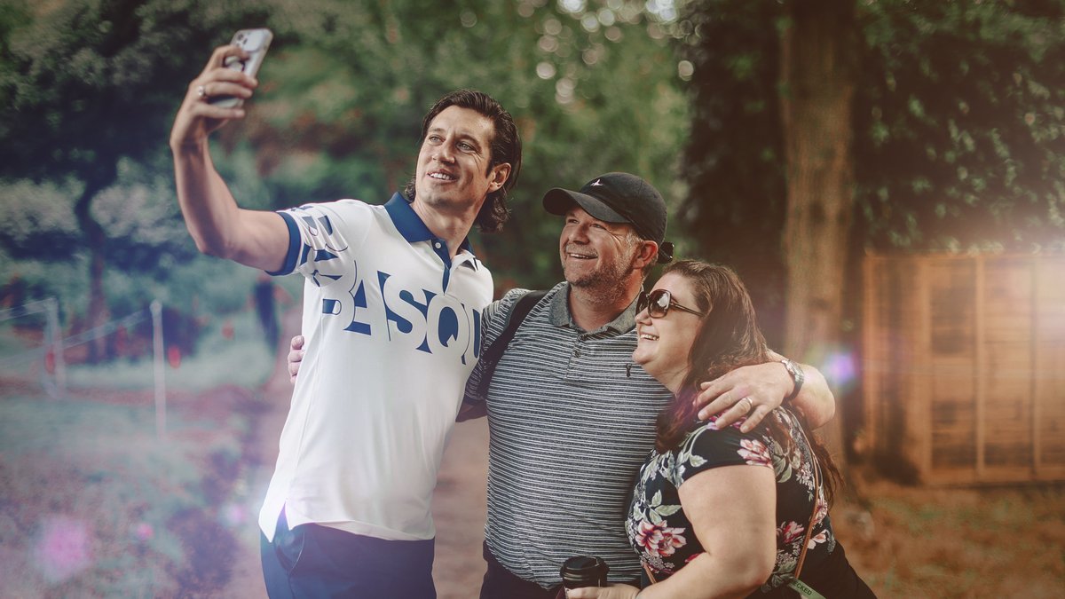 BMWPGA's tweet photo. What. A. Day.π€©π€©
#BMWPGA | #RolexSeries #ProAmDay https://t.co/hkPPwhLadM