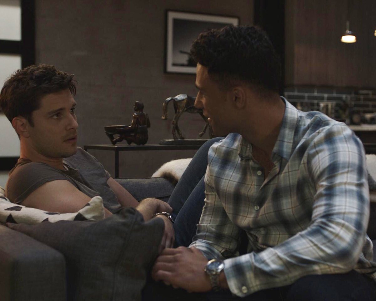 thinkrcarlos's tweet photo. we got our first batch of stills from season 4 already! can’t wait to see what’s in store https://t.co/CWsi0UFNTP