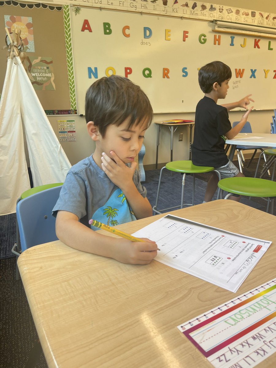 biancalgallegos's tweet photo. @Columbine_BVSD students are #outsanding #mathematicians! 1st graders are solving equations and explaining their solutions using language structures. Way to go Columbine Wildcats! #alltogetherforallstudents #NWNisALLin @harveyoaxaca @BVSDcolorado https://t.co/odd0RucKs4