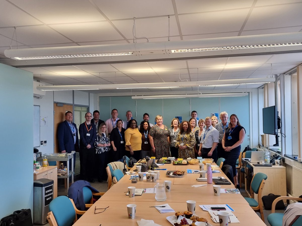 ogunso1's tweet photo. @P_MillerNHS #realsuperstars indeed!!!
Thank you for your hospitality today @P_MillerNHS @NHSDorset @stephenslough @GlorneyO @crystaldjadali Great to hear how #CNIO are making waves too!
I am still in awe of you all and all that I heard today #awesome #luckyCEO @teamCNO_ @NHSSW @PocoOcho https://t.co/5Qx4oO1Etz