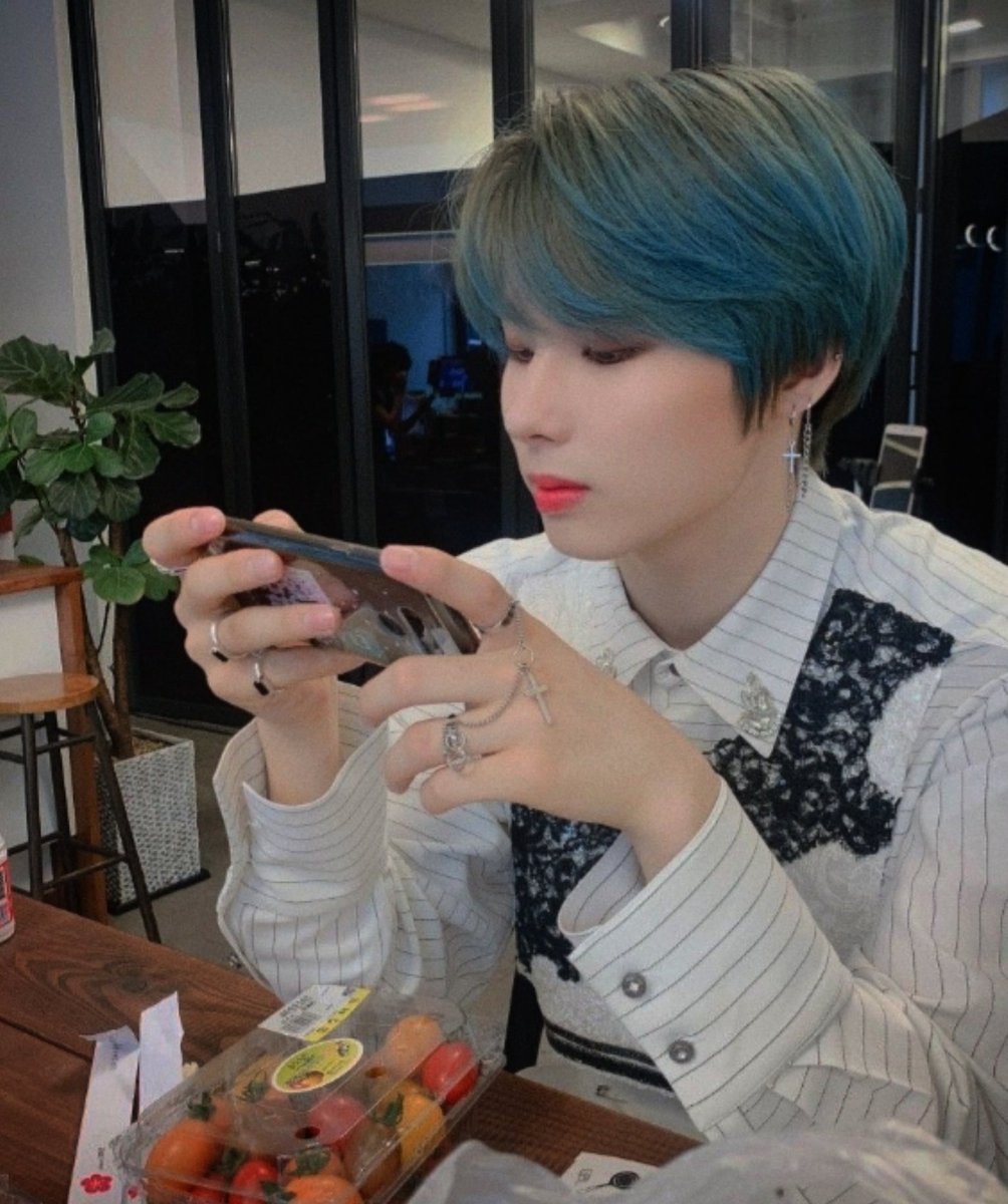 woninne's tweet image. 𝘺𝘰𝘶𝘳 𝘵𝘰𝘶𝘤𝘩 𝘣𝘭𝘶𝘳𝘳𝘦𝘥 𝘮𝘺 𝘷𝘪𝘴𝘪𝘰𝘯
𝘪𝘵'𝘴 𝘺𝘰𝘶𝘳 𝘸𝘰𝘳𝘭𝘥, 𝘢𝘯𝘥 𝘪'𝘮 𝘫𝘶𝘴𝘵 𝘪𝘯 𝘪𝘵
𝘦𝘷𝘦𝘯 𝘴𝘰𝘣𝘦𝘳 𝘪'𝘮 𝘯𝘰𝘵 𝘵𝘩𝘪𝘯𝘬𝘪𝘯' 𝘴𝘵𝘳𝘢𝘪𝘨𝘩𝘵 ... ♥︎

『 #ELAST #WONHYUK #elringselcaday #원혁 #ELSD @ELASTofficial #엘라스트 』