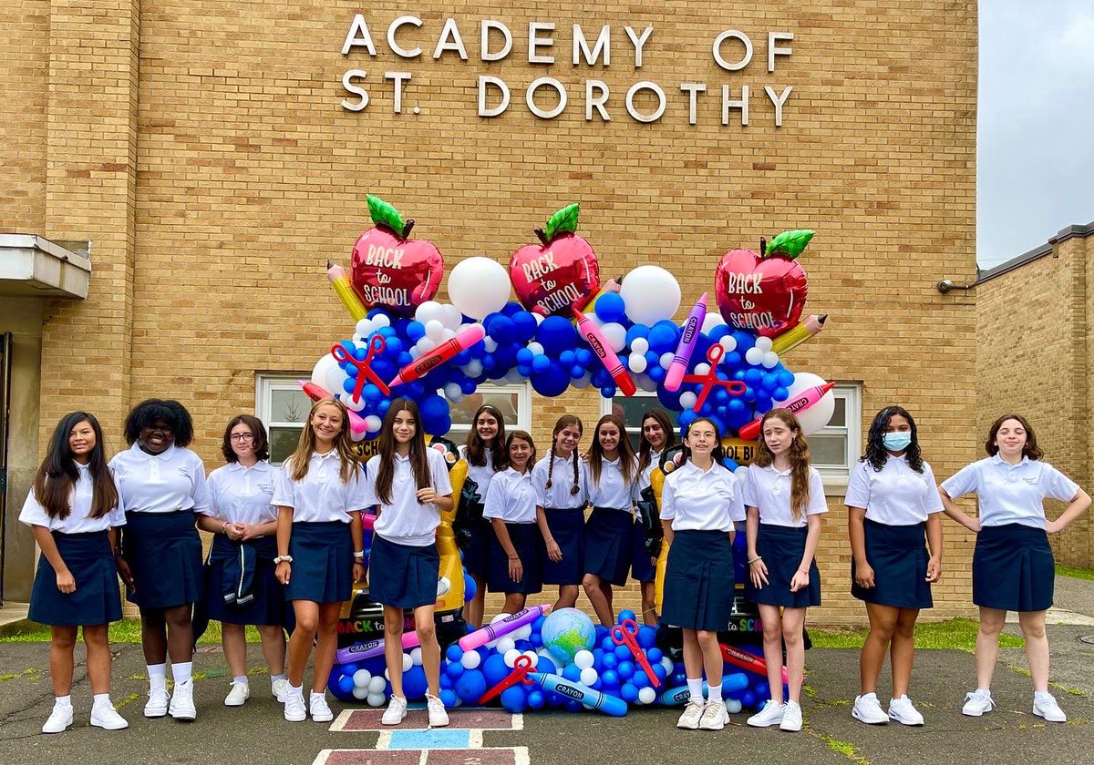 AcademyofStDoro's tweet photo. Happy last first day of school to our 8th Grade students! #WeAreASD https://t.co/UzztqqmkAa