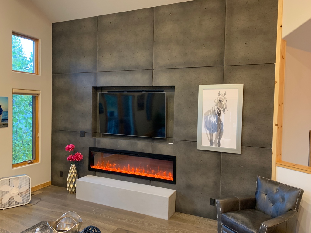 WallTheory's tweet image. Our Onyx UrbanConcrete panels bring the drama in this delightful living room install. 

Shop them online at the link:

walltheory.com/collections/fa…