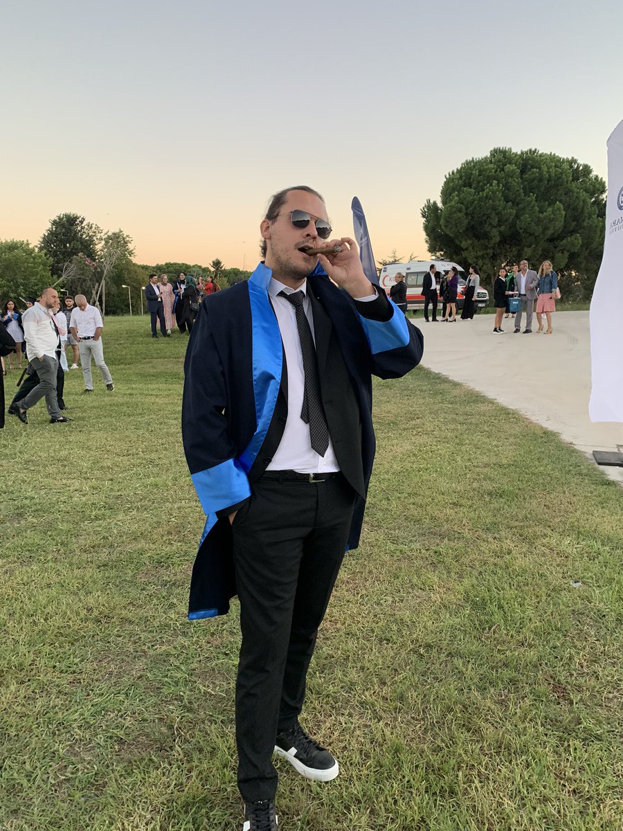 Cio adios. I’m done 🎓